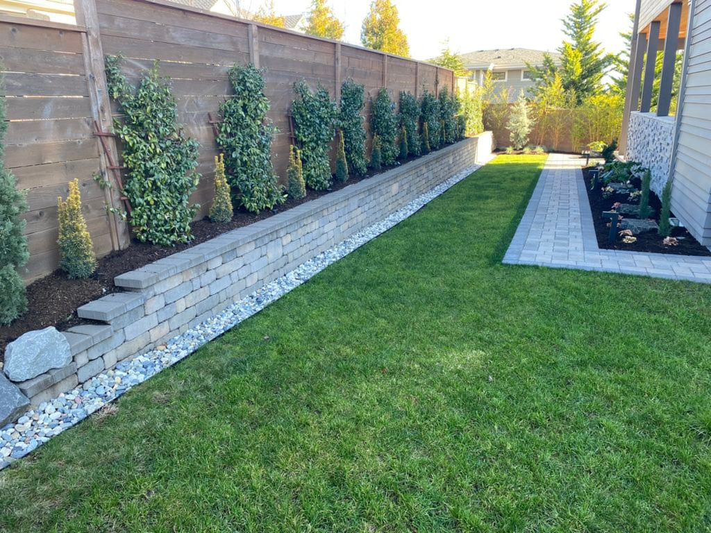 Retaining Walls ©ArtisticLandscapes